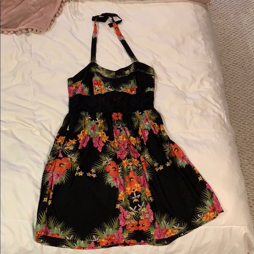 Summer halter dress from Element